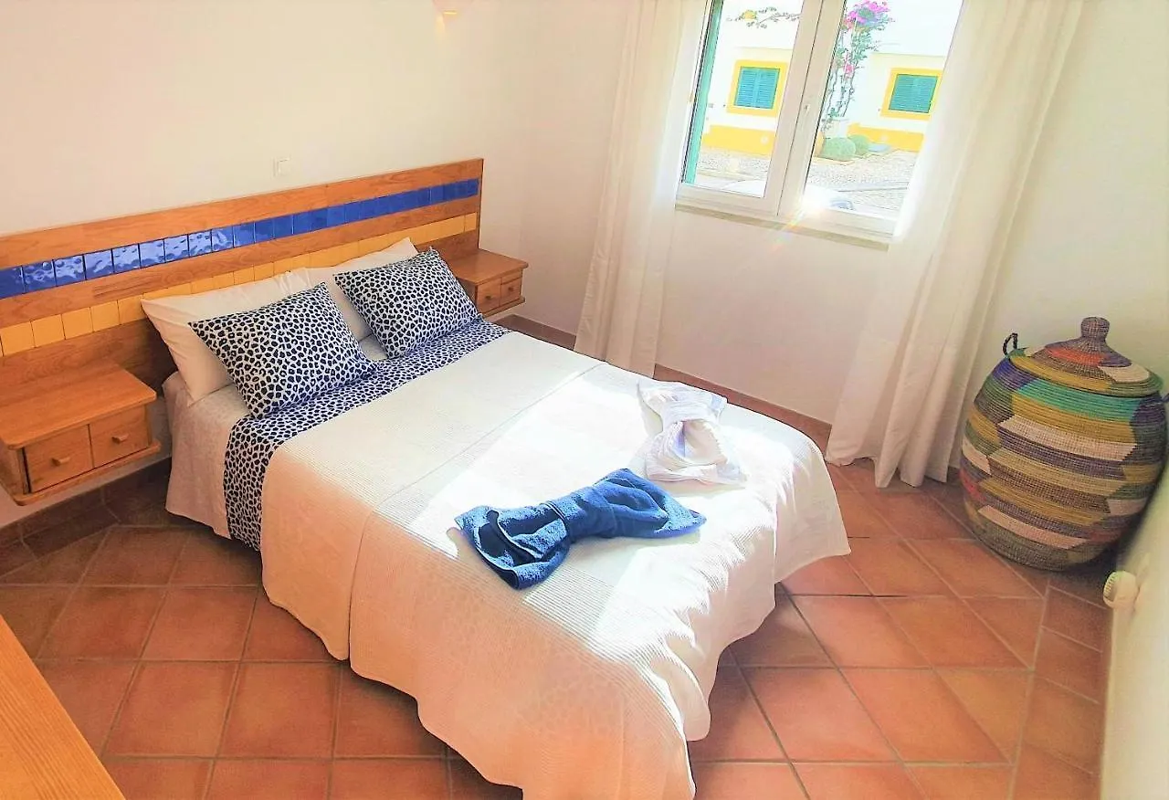 Nice 2 Bedroom Apartment Groundfloor Swimming Pool Tavira Portugal